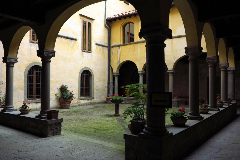 107 CAMALDOLI MONASTERO.JPG